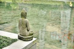 本命佛可以挂在床头吗，本命佛的佩戴禁忌