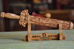 进门看见桃木剑可以吗，桃木剑的摆放风水