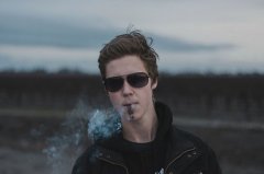 狮子座2023年必遭遇的劫难，创业失败朋友背叛