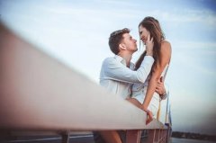 父母本命年女儿结婚好不好，有什么说法