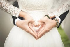 79年属羊的婚姻桃花劫，如何改善和化解